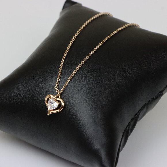 Rose Gold Heart Crystal Pendant Necklace, XPNL0240 - Picture 4 of 13